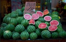 吃瓜娱乐报纸,吃瓜报纸带你领略明星幕后故事